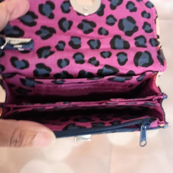 Vera Bradley Wristlet Wallet African Violet Floral Excellent No Strap Clean - Picture 6 of 7